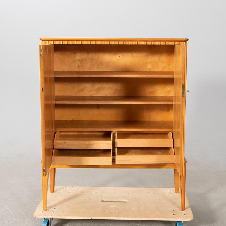 Cabinet/Serving cabinet, Swedish Modern, 1930s/1940s.