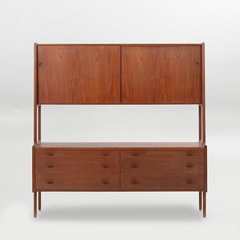 Hans J. Wegner, sideboard with upper cabinet, "RY20", RY Møbler, Denmark, 1957.