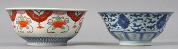 SKÅLAR, 2 st, porslin, Kina samt Japan, 1800-tal.