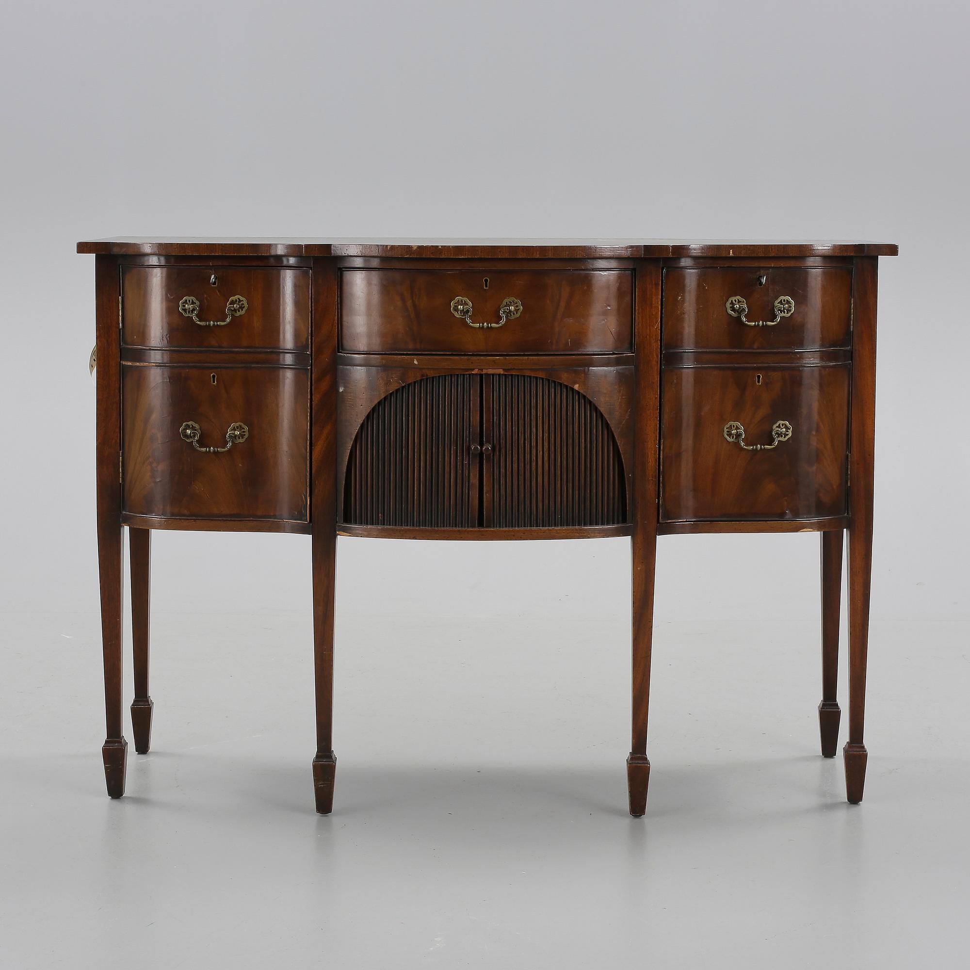 SIDEBOARD, Engelsk stil, 1900-tal.