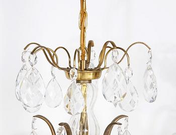 LJUSKRONA. Rokokostil. 5 ljusarmar, h 77.