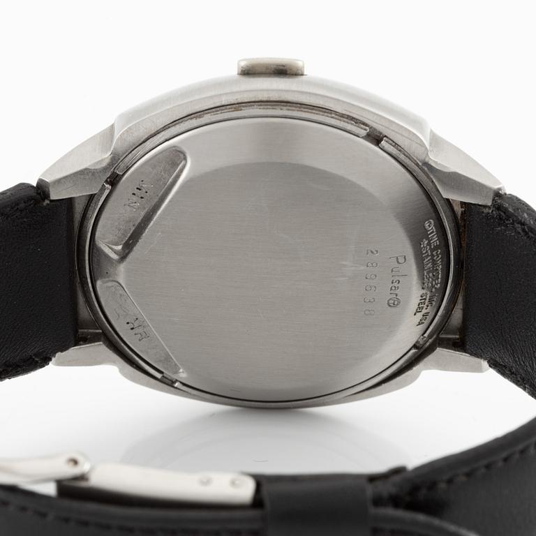 Pulsar, 2 pcs, wristwatches, "No Reserve".