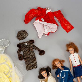 A set of three Barbiedolls with accessories, Mattel 1960's.