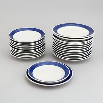 Hertha Bengtson, tallrikar, 44 st, "Koka", Rörstrand.