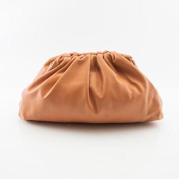 Bottega Veneta, "Pouch Clutch".