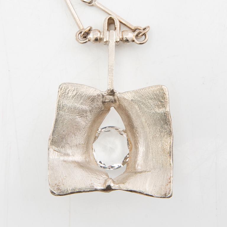 Magnus G:son Liedholm, necklace sterling silver and rock crystal signed.