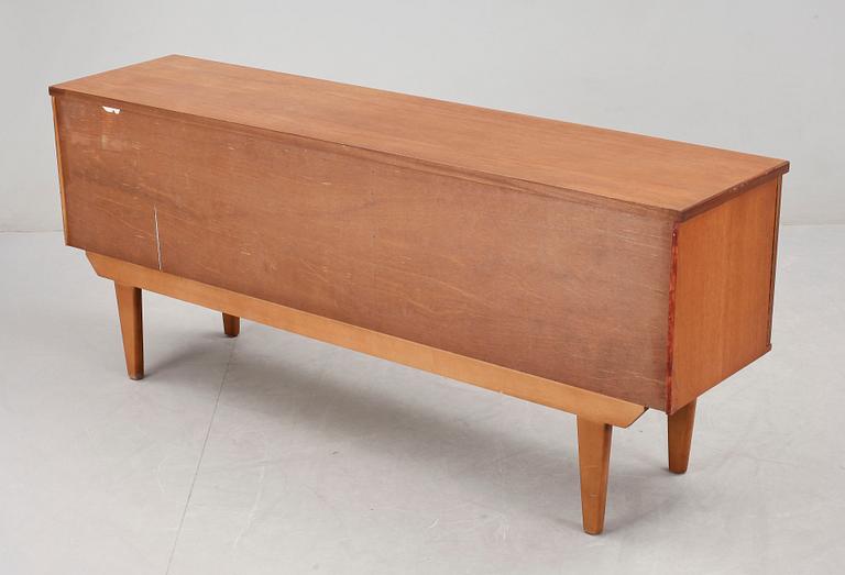 SIDEBOARD, 1960-tal.