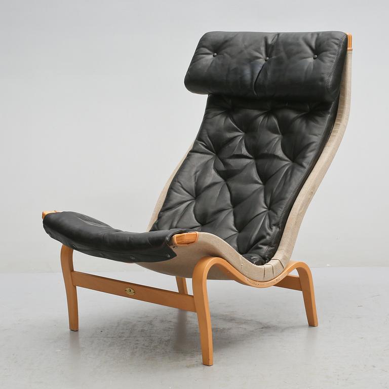 FÅTÖLJ, "Pernilla", Bruno Mathsson, Dux, 1900-talets andra hälft.