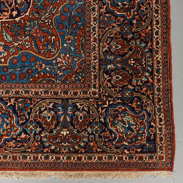 RUG. Semi-antique Kashan, possibly Motachem.  208,5 x 132,5 cm.