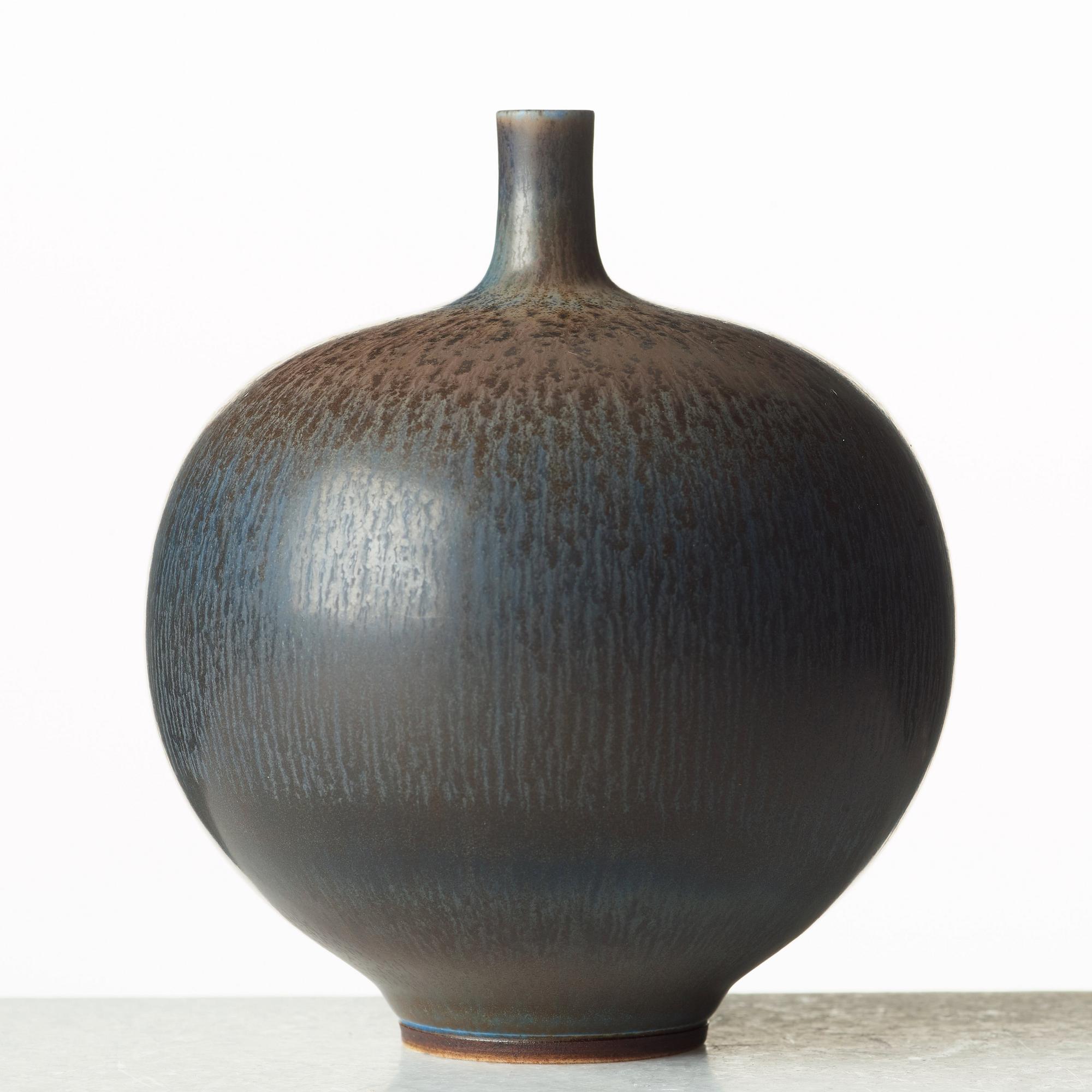 Berndt Friberg, vas, Gustavsbergs studio 1965.