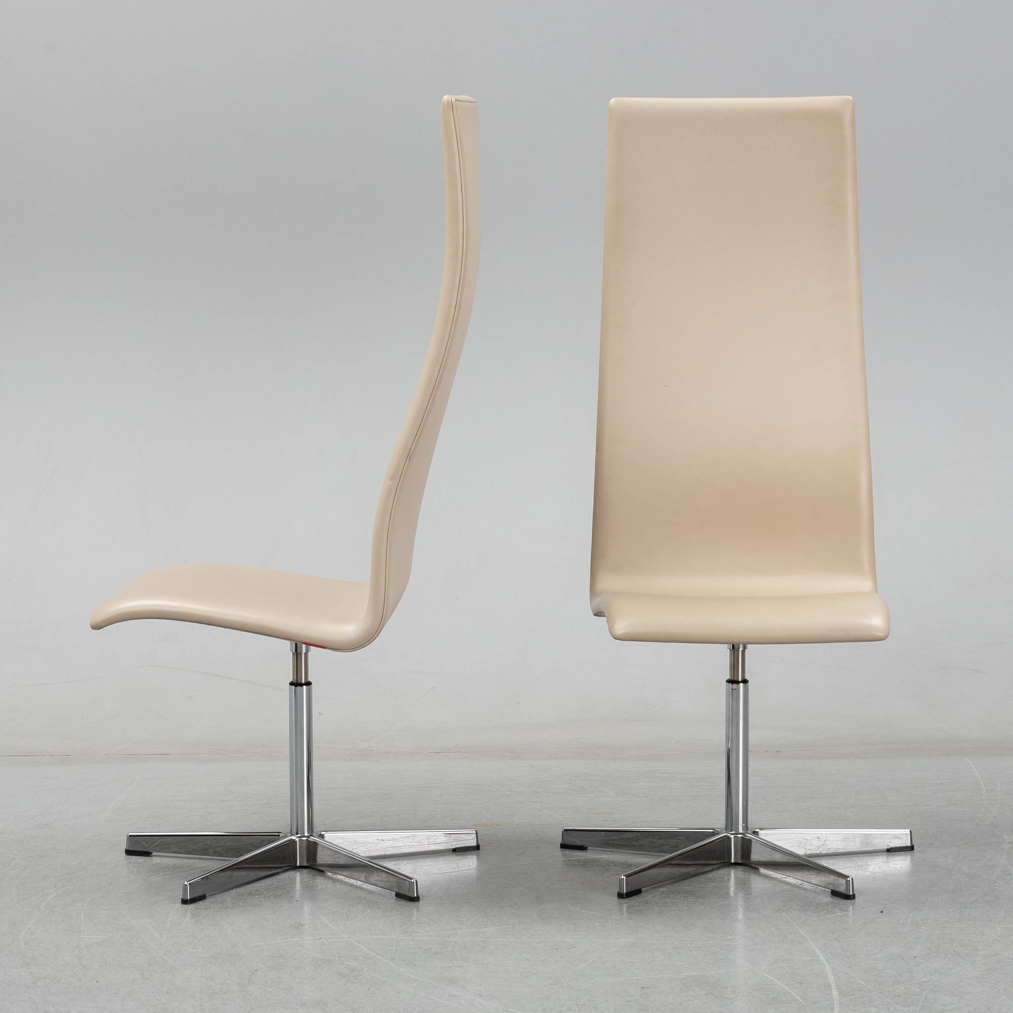 Arne Jacobsen, stolar, 9 st, "Oxford hög" för Fritz Hansen.
