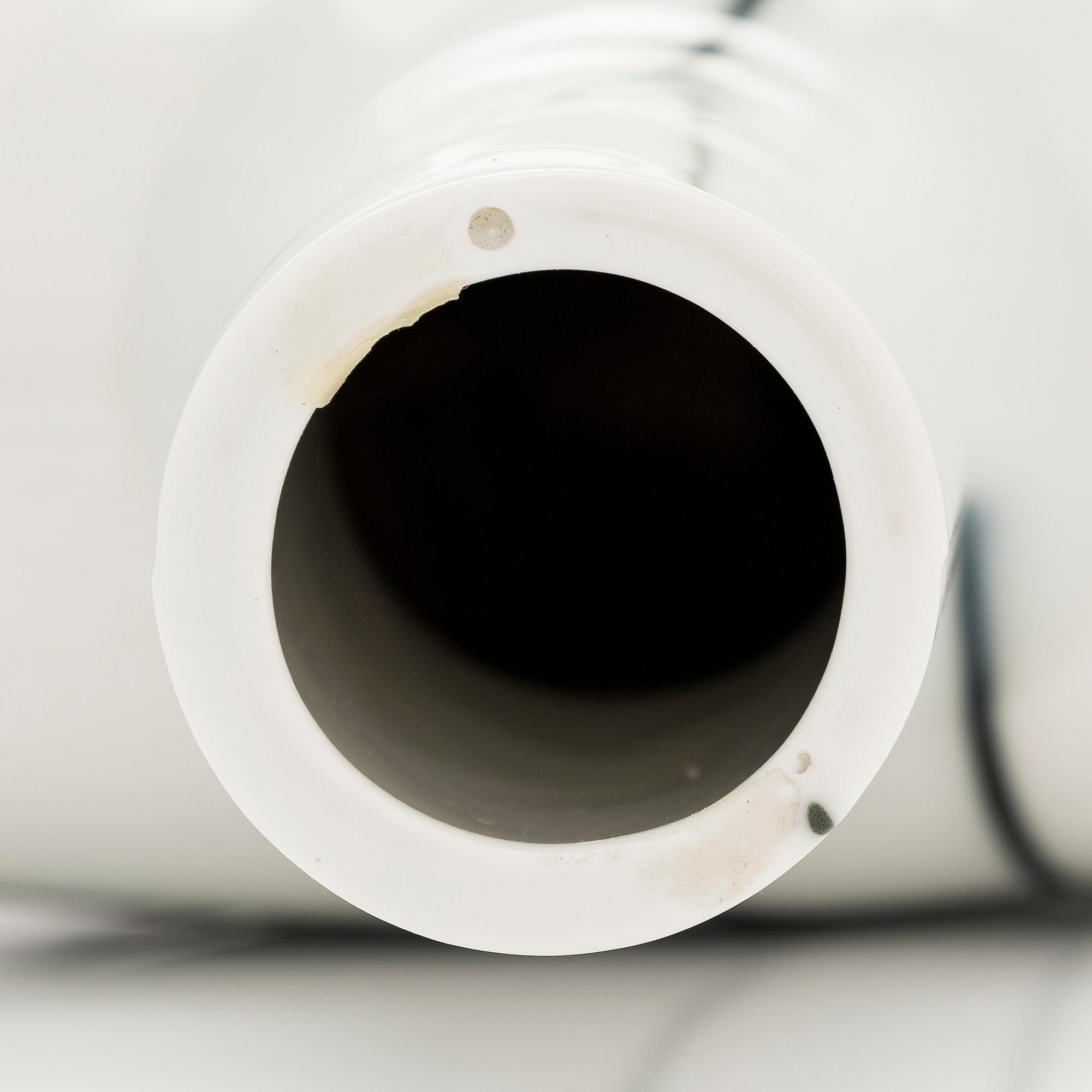 Inkeri Leivo, flaska med propp, porslin, signerad Inkeri Leivo Arabia.