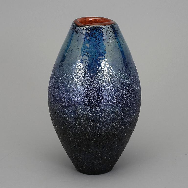 VAS, glas, Monica Backström, Kosta Boda, 2000-tal.