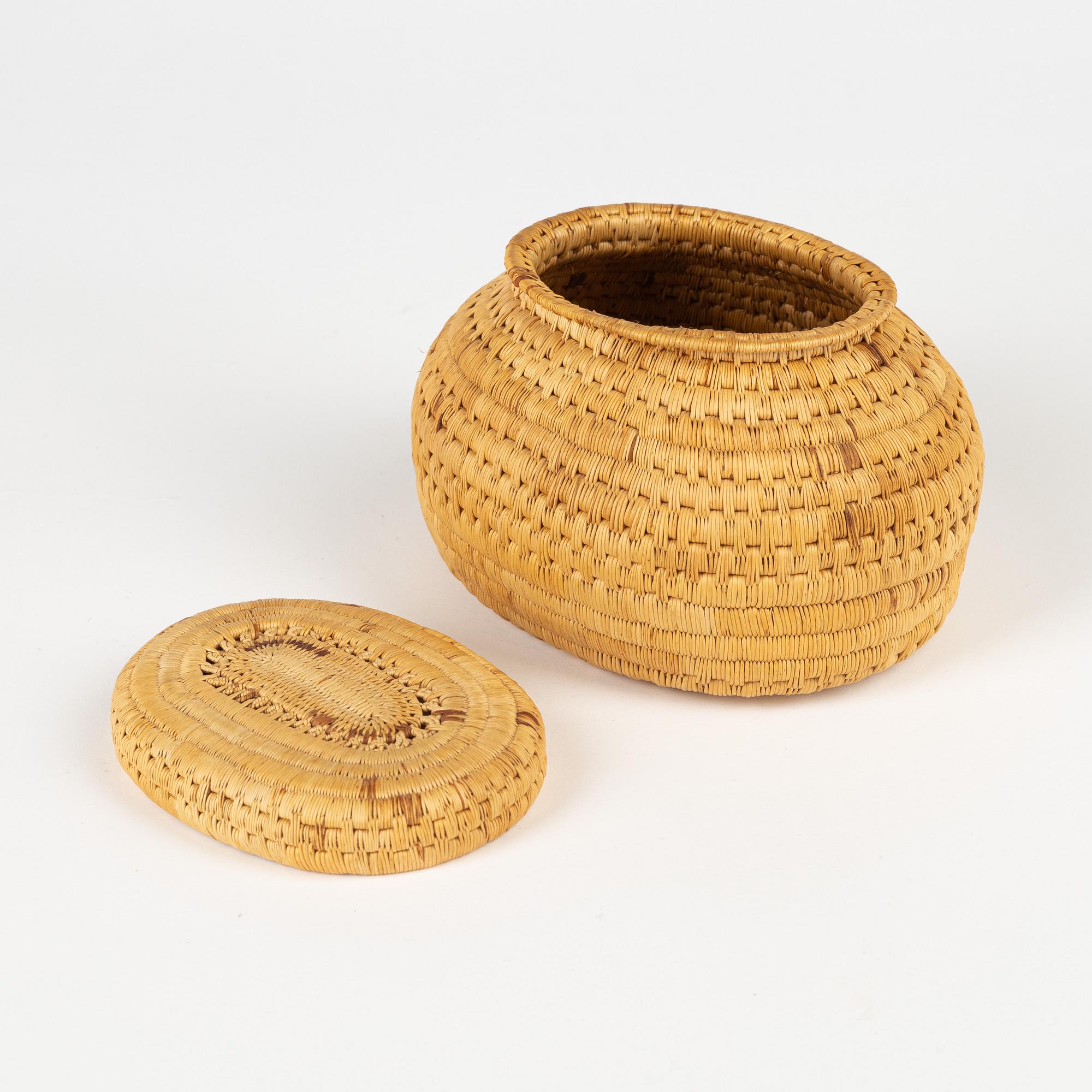 A birch root box by Ellen Kitok-Andersson, signed and dated 1977.