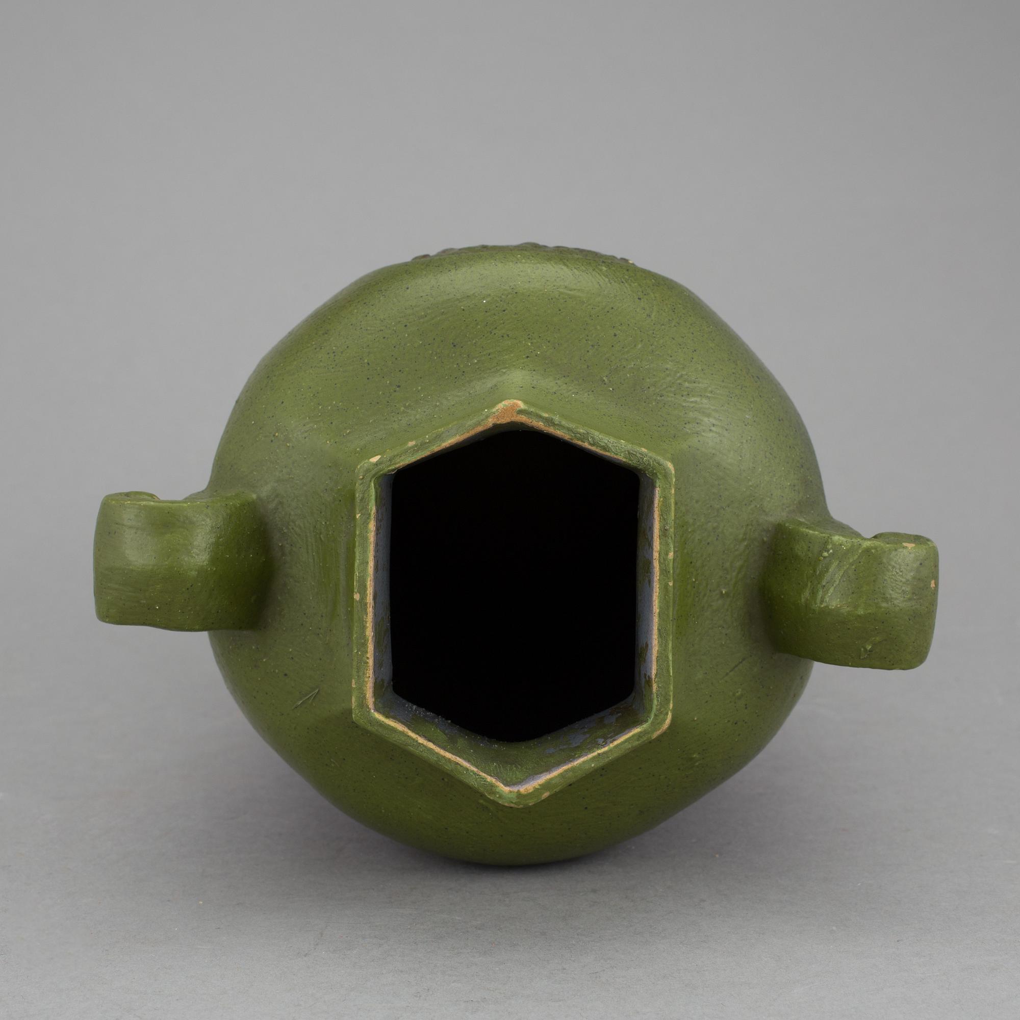 VAS, lergods, Rakkolanjoen Kaakelitehdas 1900-talets början.