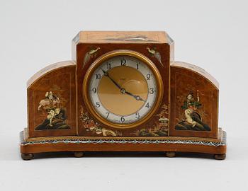 BORDSUR, Smiths English Clocks LTD, Crickelwood London, 1900-talets första hälft.