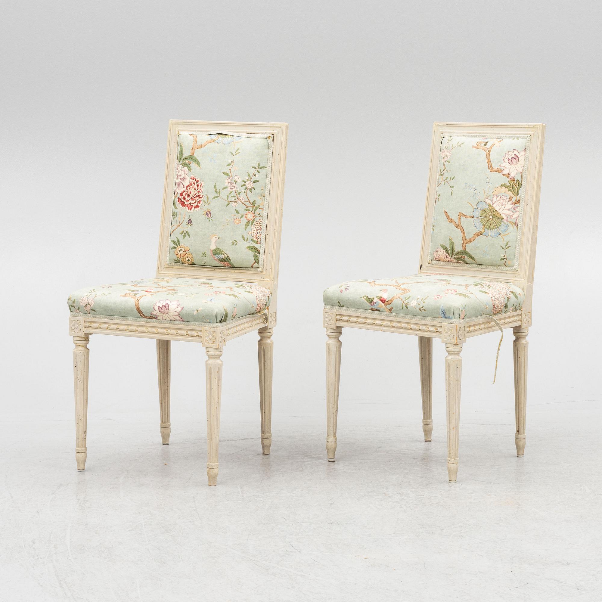 Dining group, Gustavian style, 11 pieces, second half of the 20th Century.