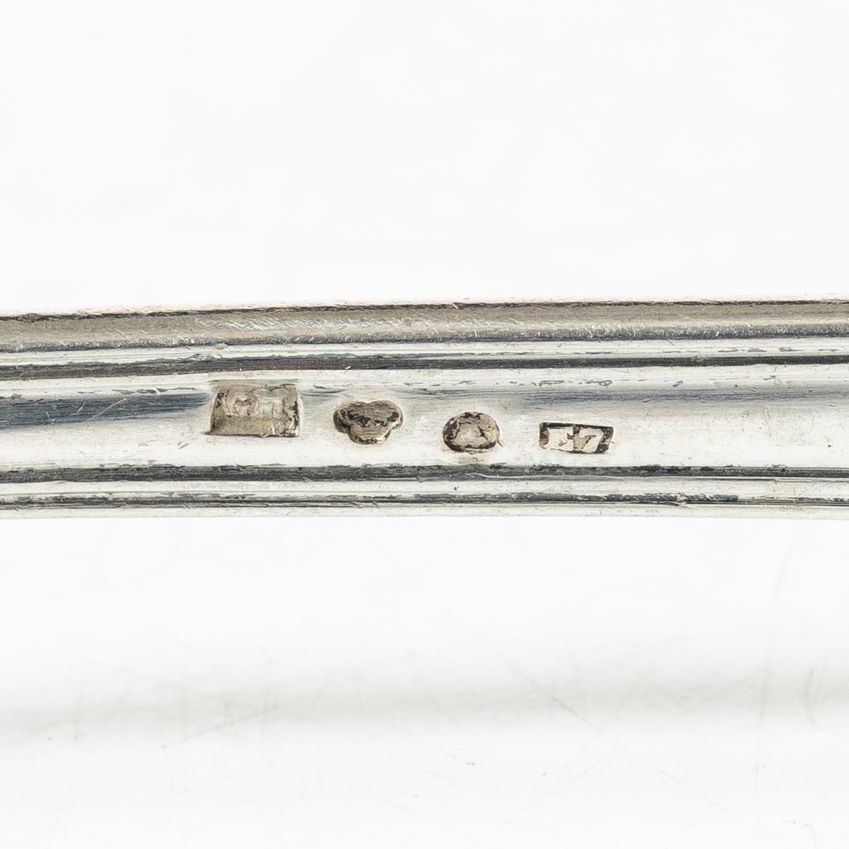A Swedish silver cutlery service, model "Gammal fransk", including with mark of G Möllenborg, Stockholm 1907 (24 pieces).