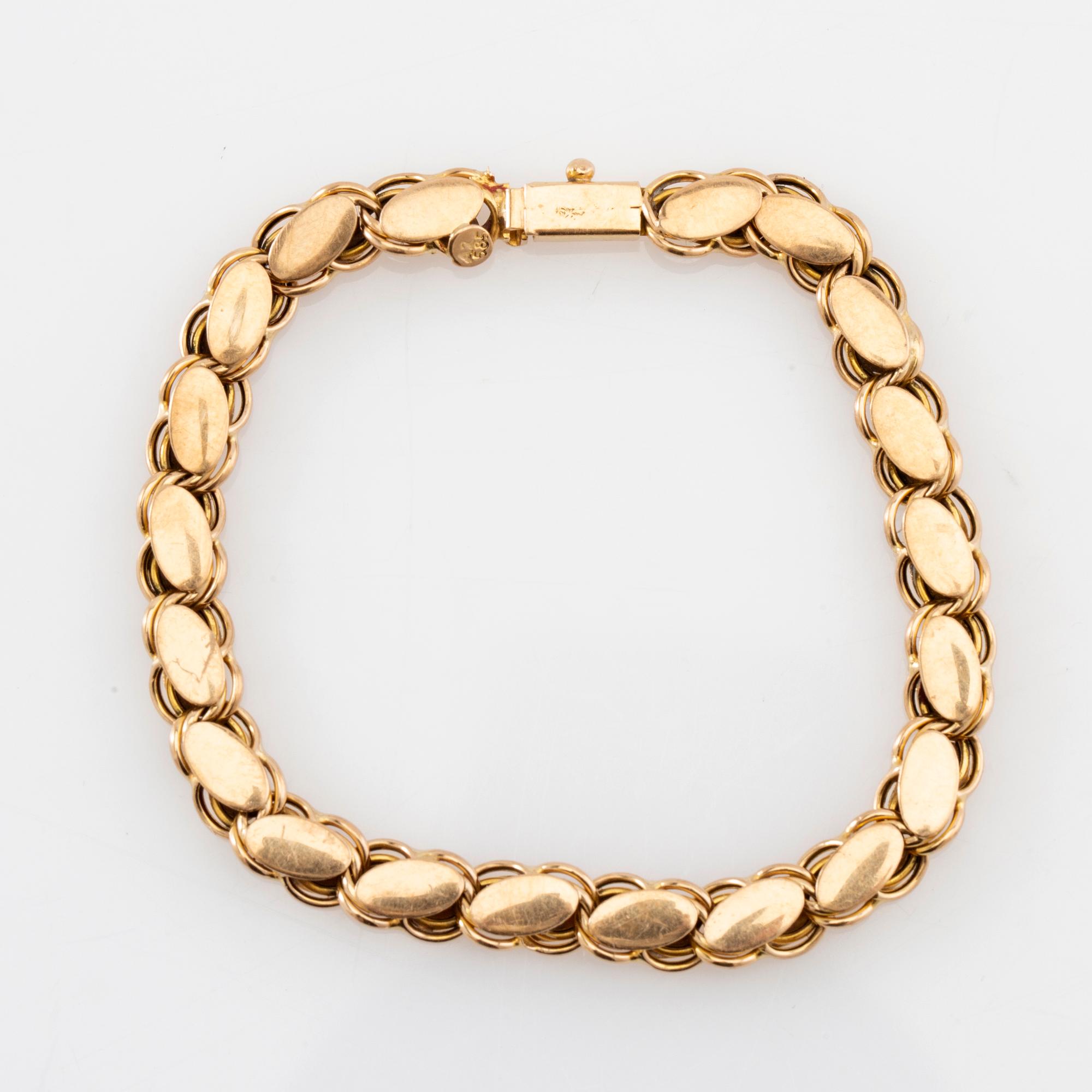 Bracelet 14K gold.