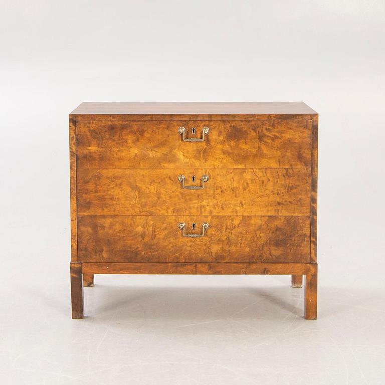 A 1930s birch dresser.