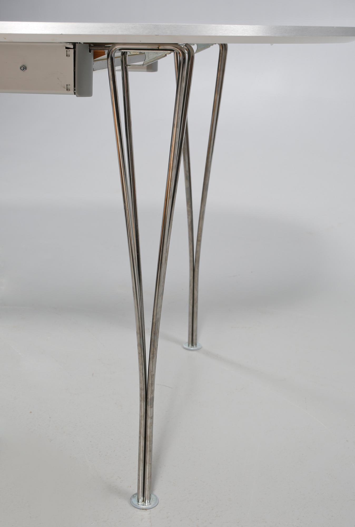 MATBORD, "Superellips B620", Bruno Mathsson och Piet Hein, Fritz Hansen, 2000-tal.