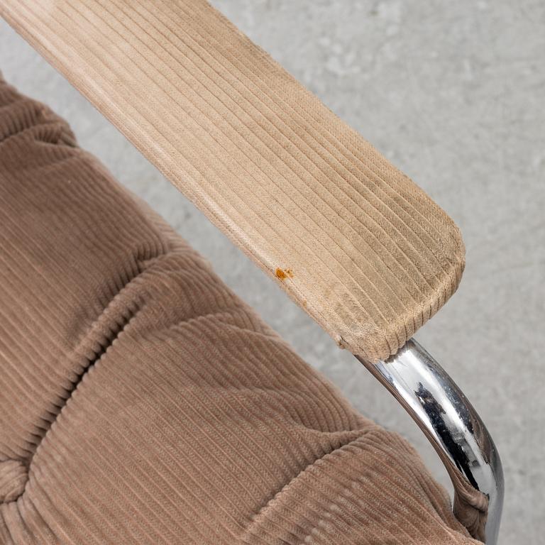 Jan-Eric Bengtsson,  a pair of "Häger" armchairs, IKEA, 1970s.