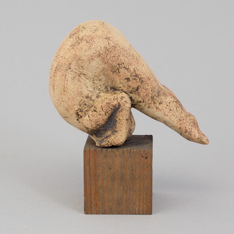 LISA LARSON, an unique stoneware sculpture, signed and dated -04.