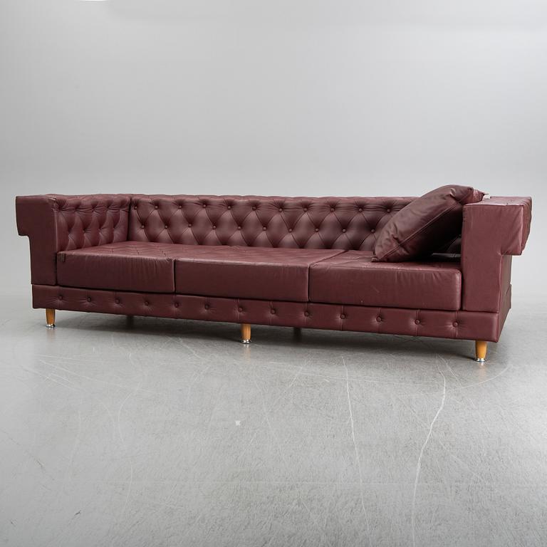 JOHAN ISRAELSON, soffa, Chesterfield, formgiven av J. Israelson/norra gotland.