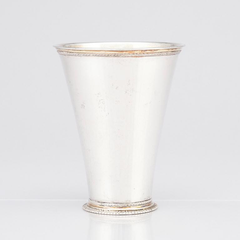 A Swedish early 18th Century silver beaker, marks of Olof Fernlöf, Gothenburg 1724.