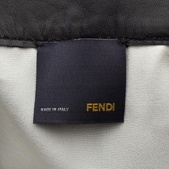 Fendi, kjol, storlek ca 36.