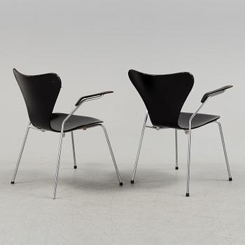 A pair of 'Seven' armchairs from Fritz hansen, 1968.