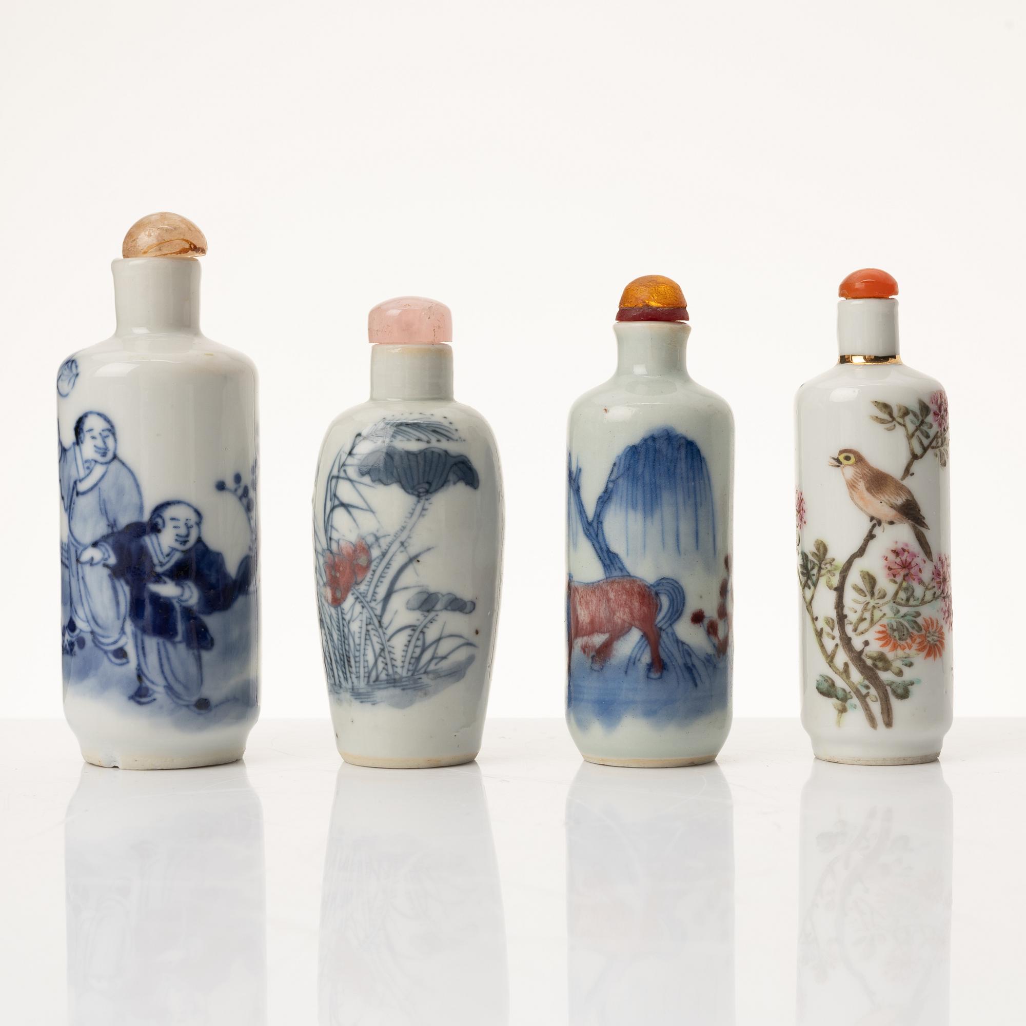 A group of seven Chinese porcelain snuff bottles, late Qing dynasty and 20th century.