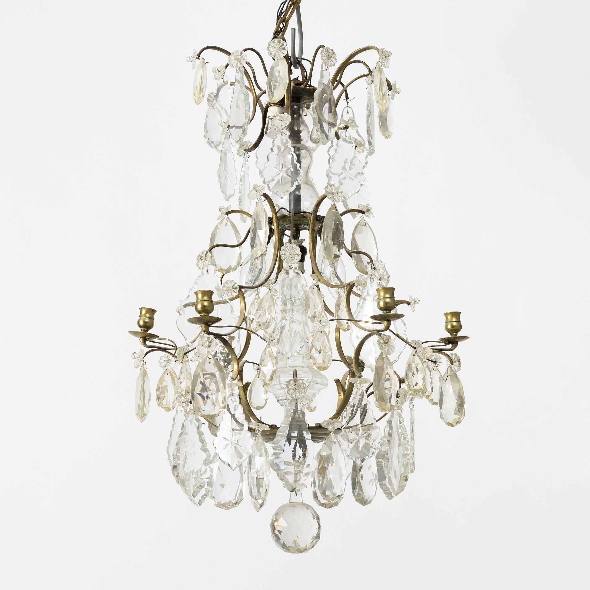 Ljuskrona, rokokostil, 1900-talets första hälft.