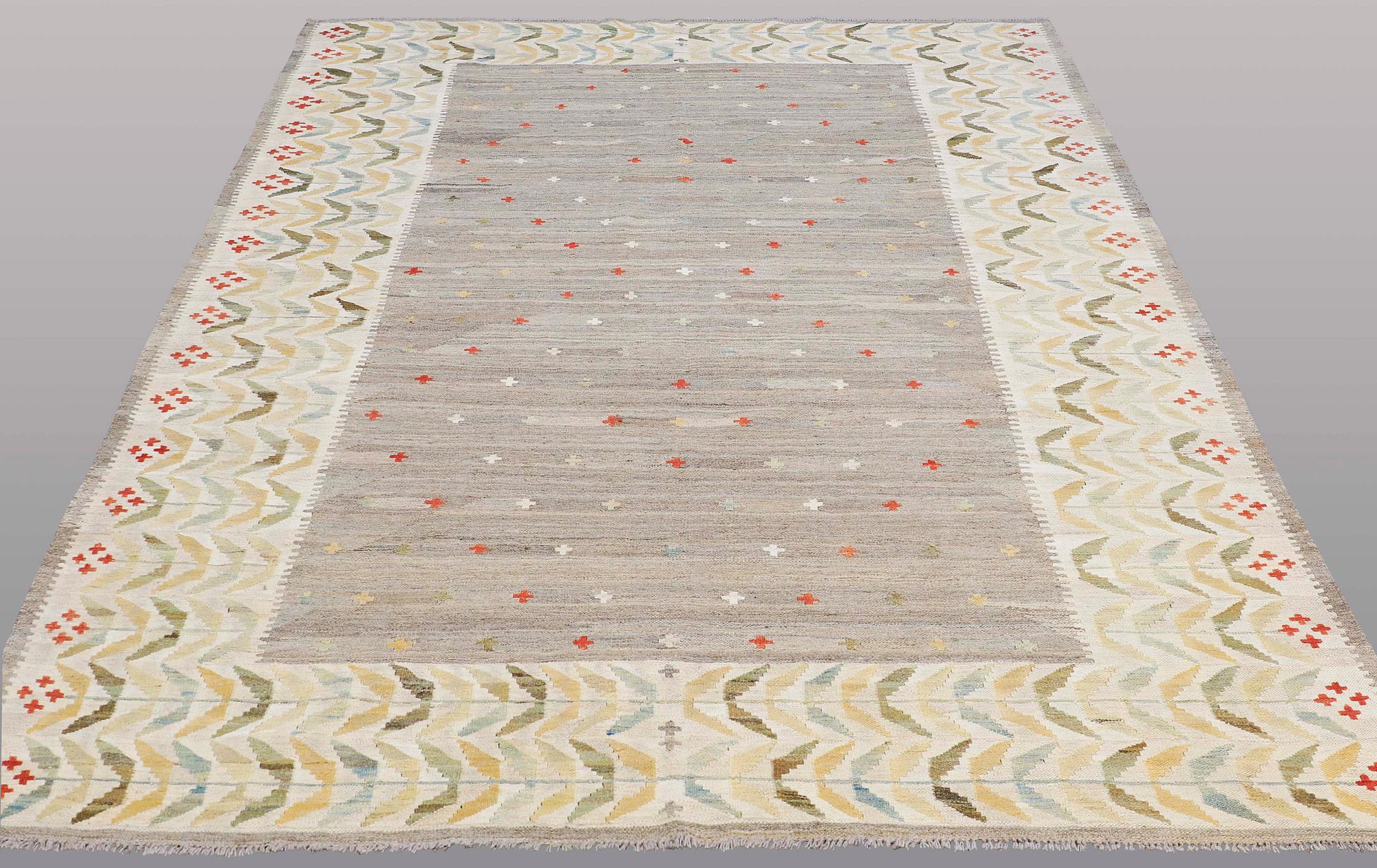 A CARPET, Kilim, ca 290 x 200 cm.