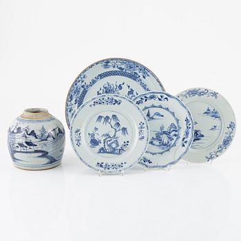 Skålfat, bojan samt tallrikar, 3 st, porslin, Kina, 1700-1800-tal.