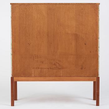 Josef Frank, skåp, Firma Svenskt Tenn, sannolikt 1930-40-tal.