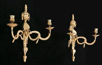APPLIQUER, ett par, mässing, Louis XVI-stil, 1900-talets första hälft.