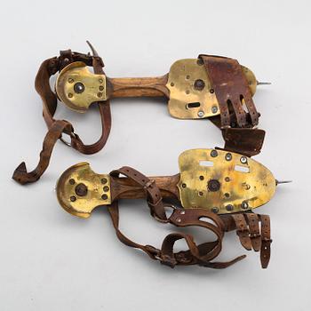 SKRIDSKOR, 1 par, 1800-talets andra hälft.
