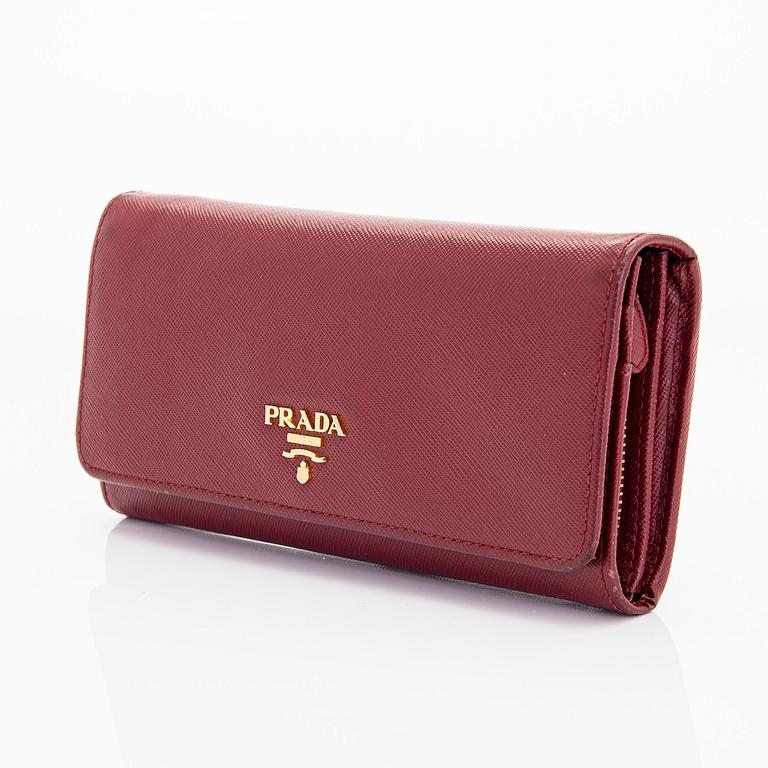 Prada, wallet.