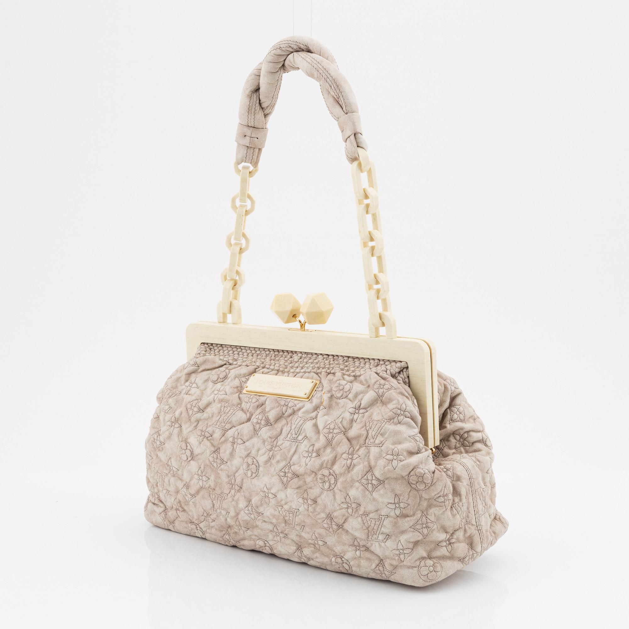Louis Vuitton, a leather 'Cirrus' chain shoulderbag, 2007.