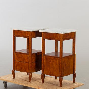 SÄNGBORD ett par tidigt 1900-tal.