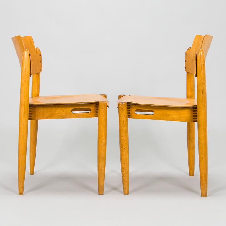 Ilmari Tapiovaara, eight 1940s "Wilman" chairs for Wilh. Schauman Fanerfabrik, Jyväskylä, Finland.