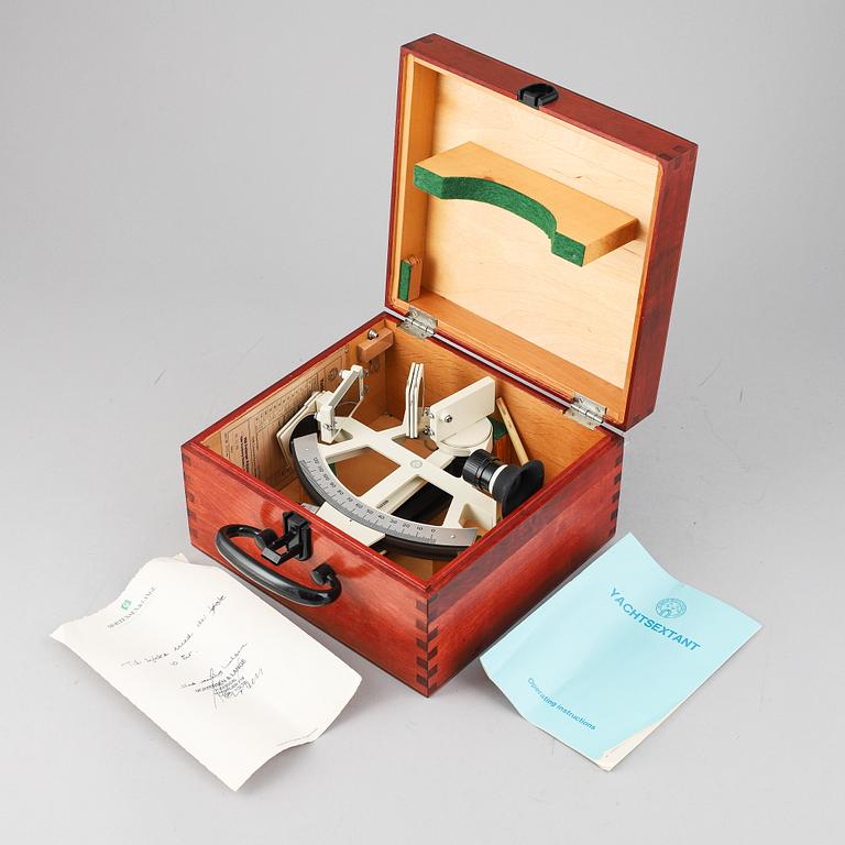Yachtsextant, VEB Frieberger Präzisionsmechanik, Freiberg, Germany, 1988.