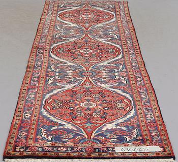MATTA, Mehraban, ca 290 x 85 cm.