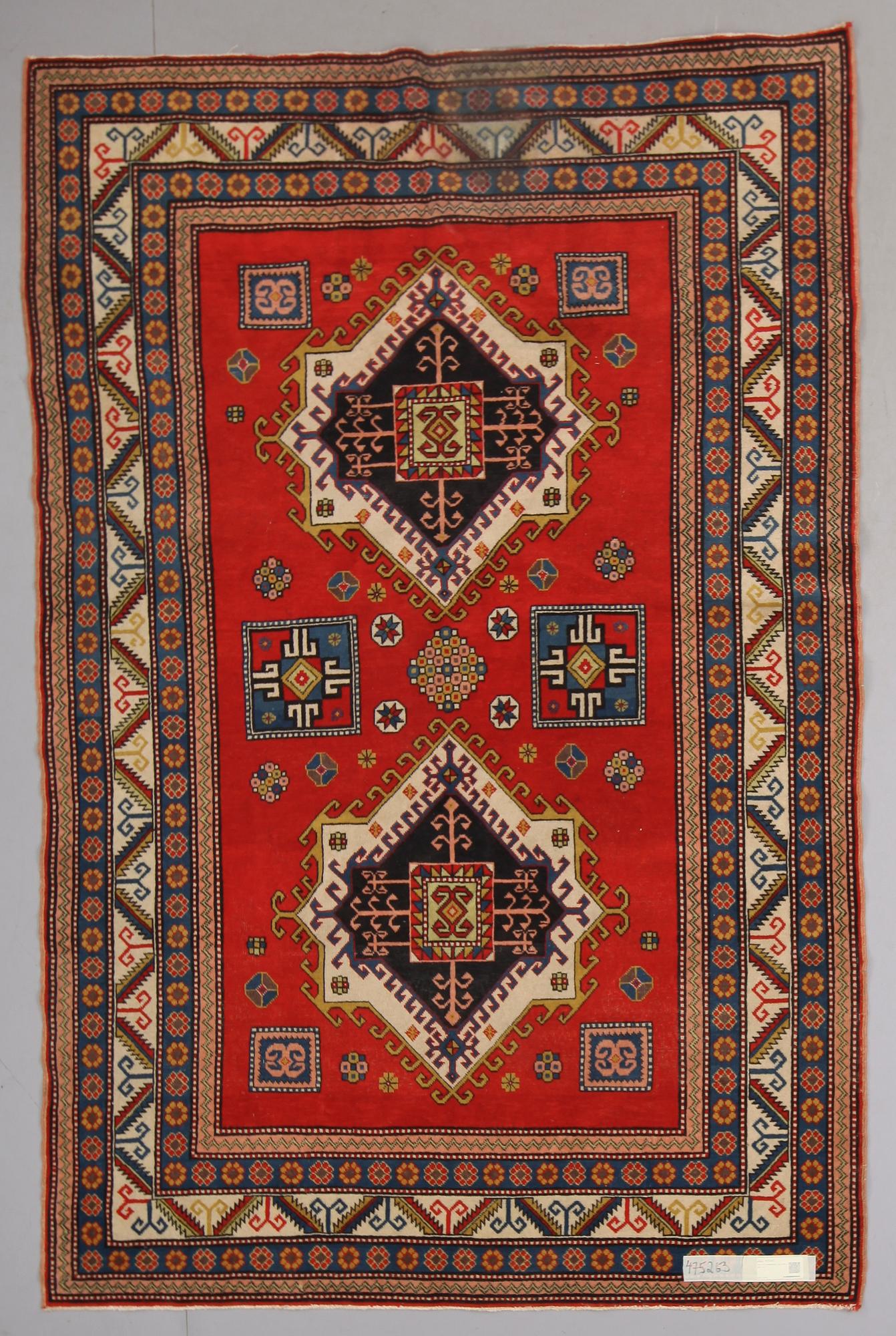 MATTA, orientalisk, old. 240 x 160 cm.
