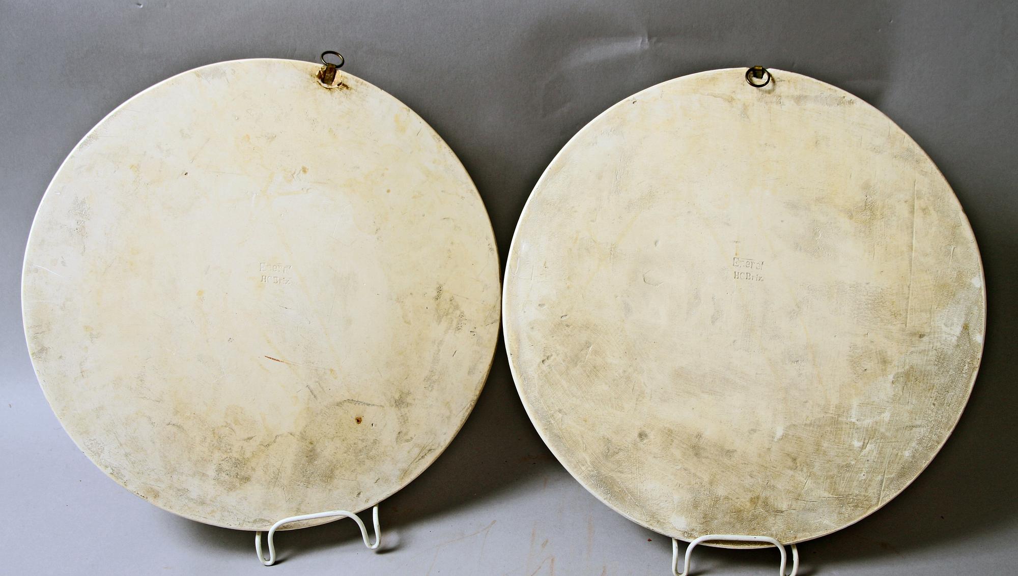 VÄGGPLATTOR, 2 st, gips, sign Eneret.