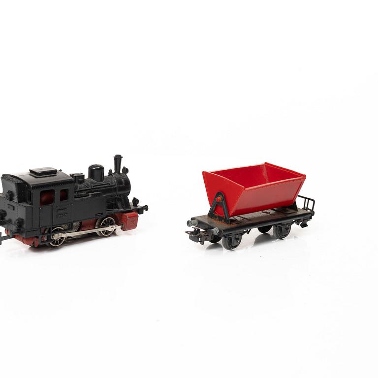 Märklin, locomotives, 7 pcs, railbus, 2 parts, as well as cars, 7 pcs, Germany.