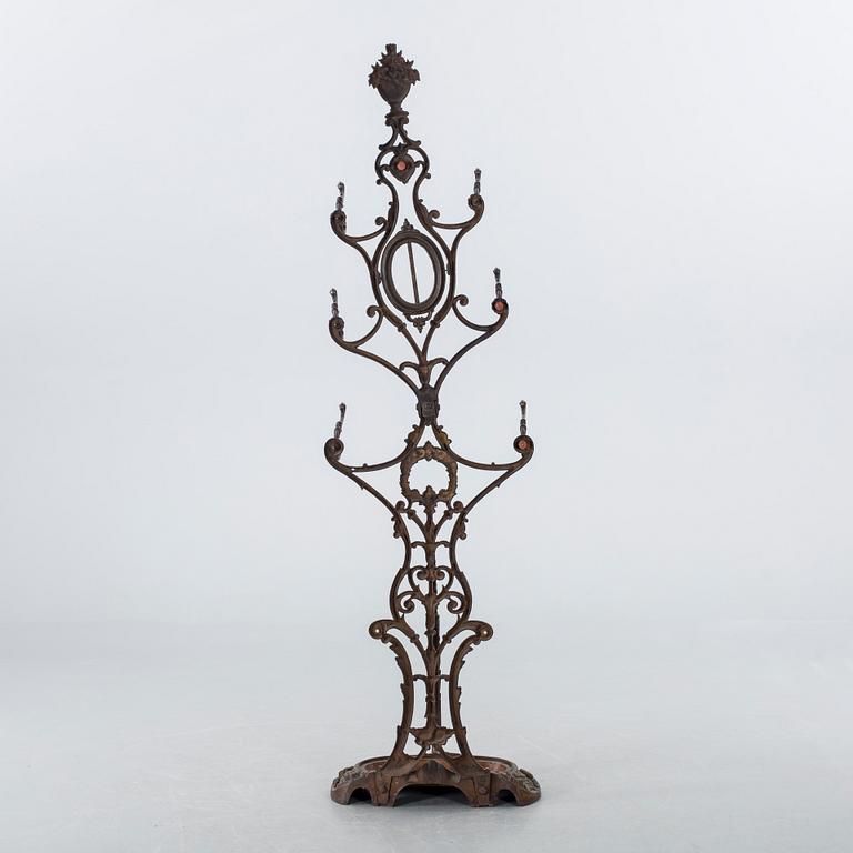 KLÄDHÄNGARE, gjutjärn, 1900-tal.
