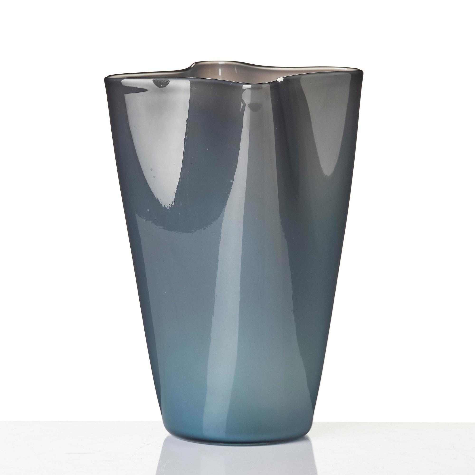 Paolo Venini, vas, "Opalino", modell 6225, glas, Venini, Murano, Italien, 1950-tal.