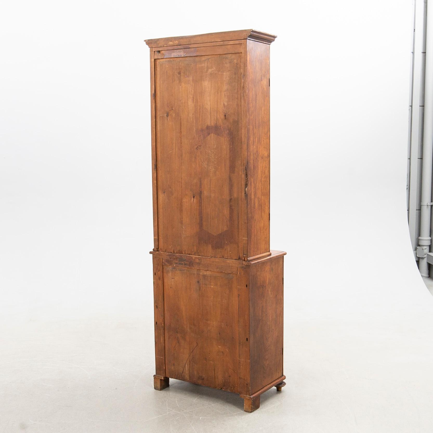 Skåp, 1800-talets mitt.